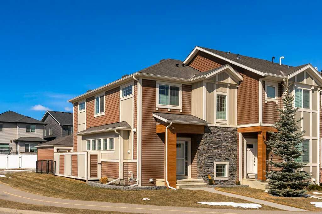 705 Nolan Hill Boulevard NW