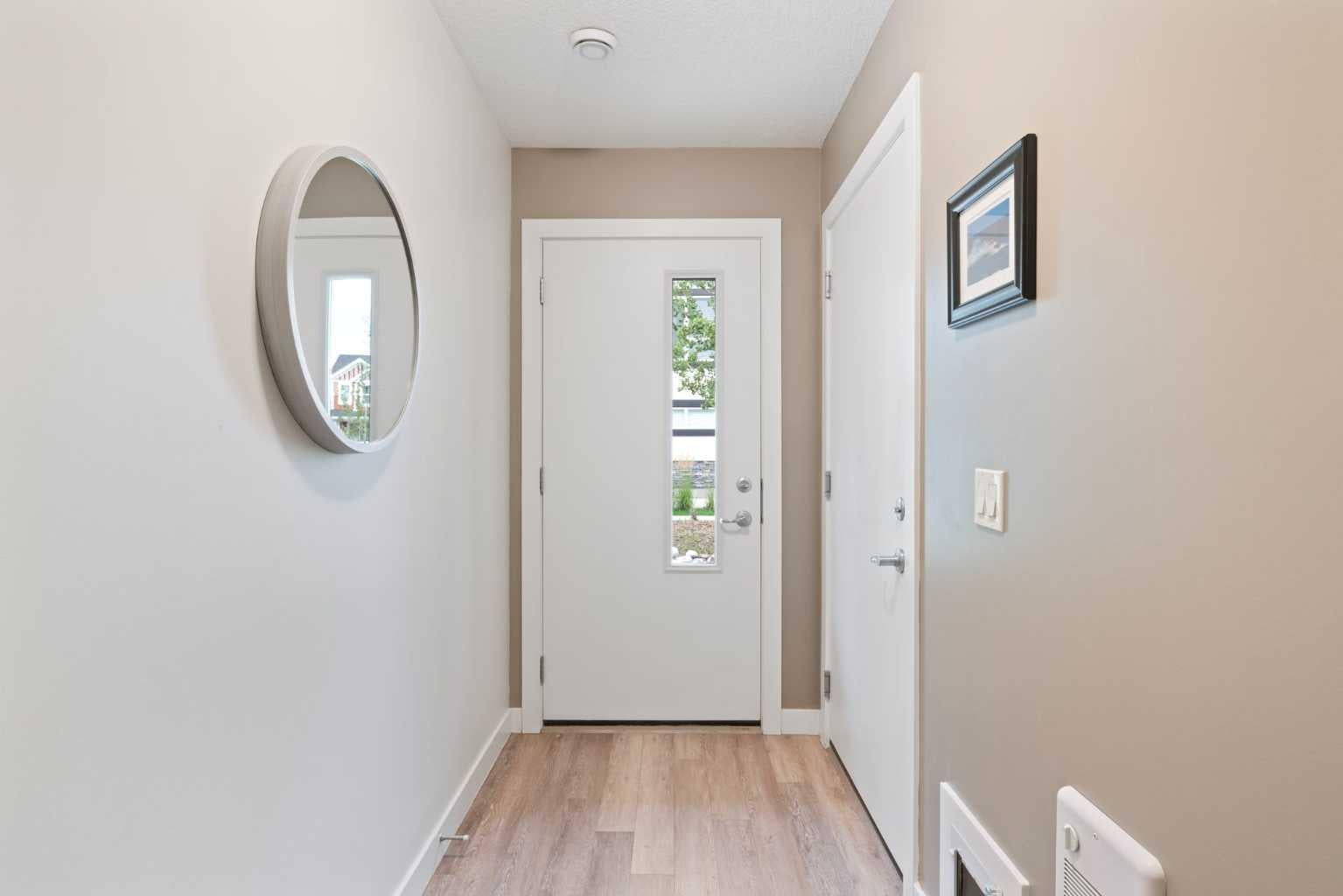 15 Evanscrest Park NW 204