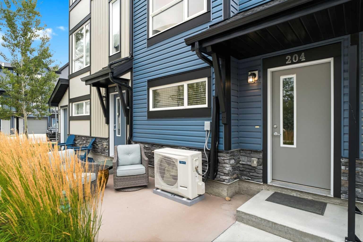 15 Evanscrest Park NW 204