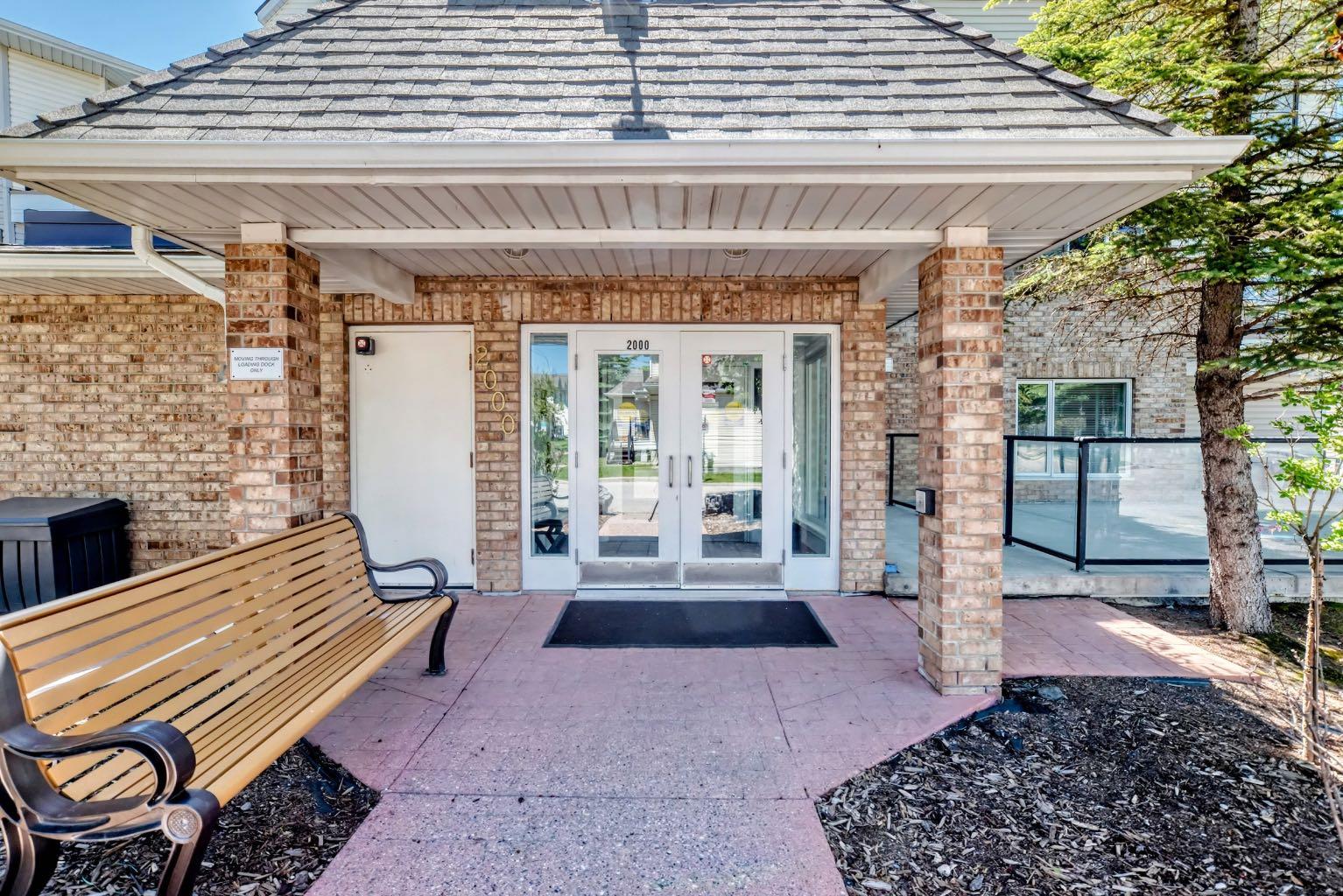 950 Arbour Lake Road NW 2219