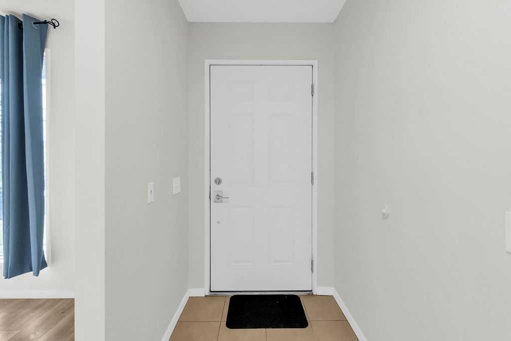 10 Radcliffe Crescent SE