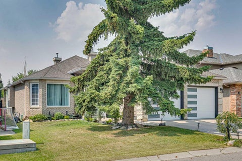 Photo of 6991 Christie Briar Manor SW, Calgary, AB T3H 2R3 (MLS # A2332288)