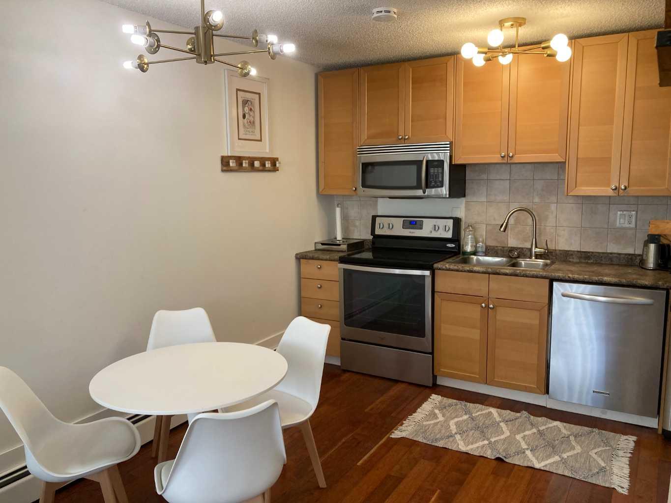 2006 11 Avenue SW 103