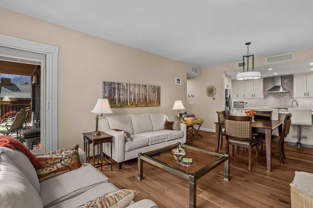707 Spring Creek Drive 304