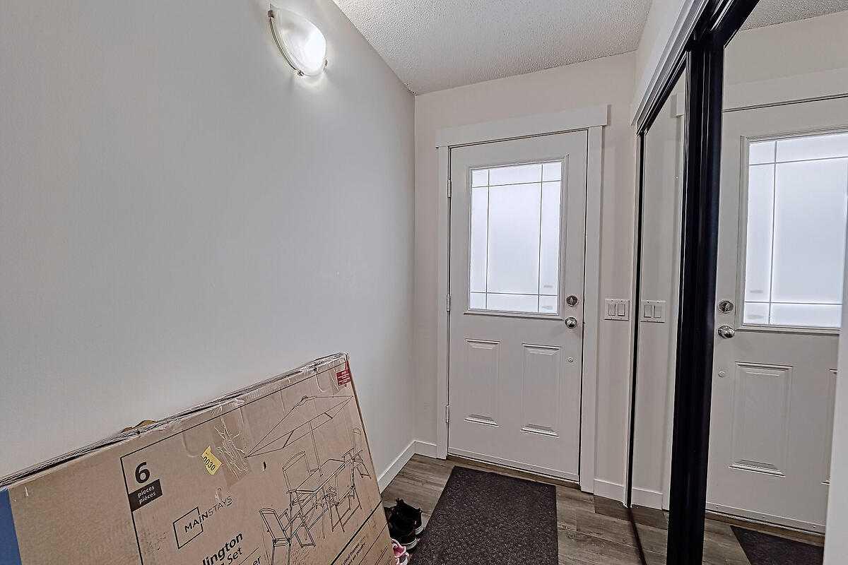 2200 Woodview Drive SW 1101