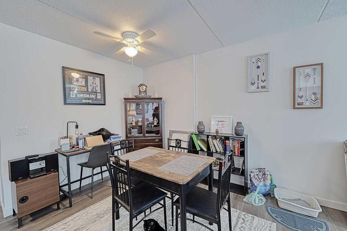 2200 Woodview Drive SW 1101