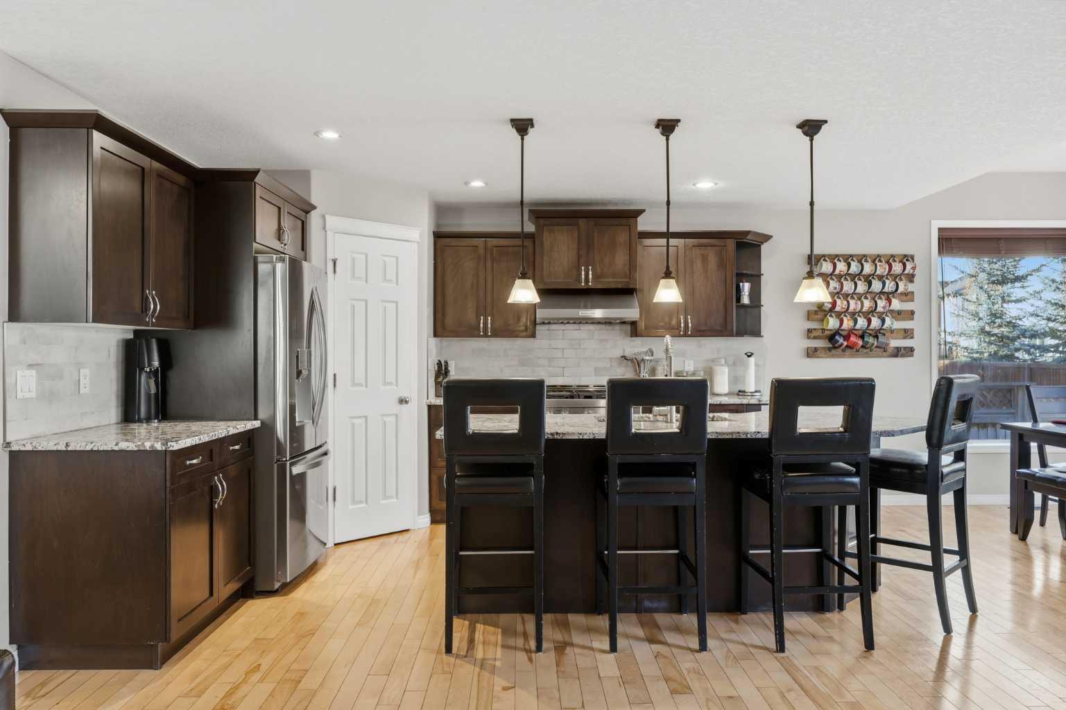 307 Valley Crest Court NW