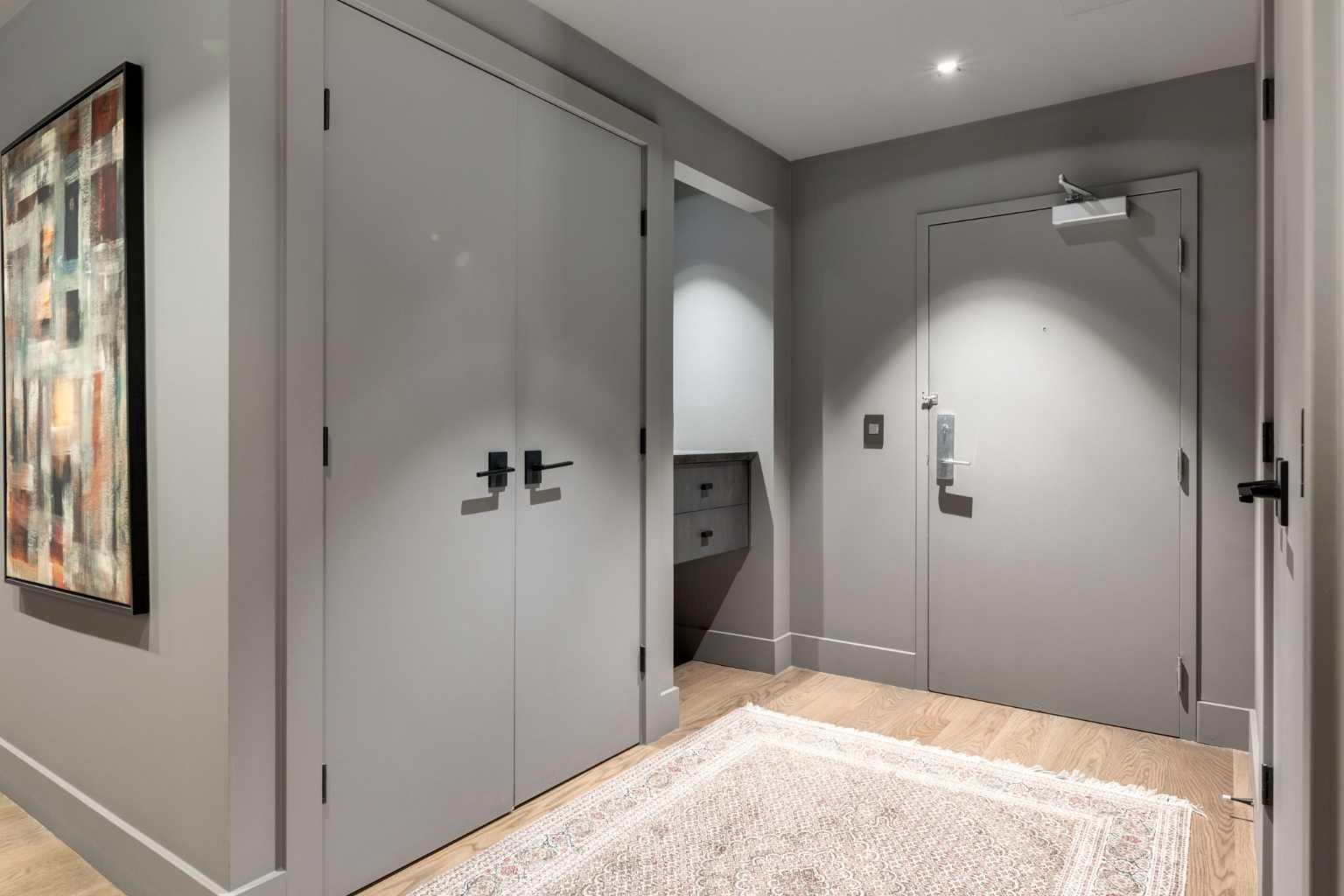 433 11 Avenue SE 2201