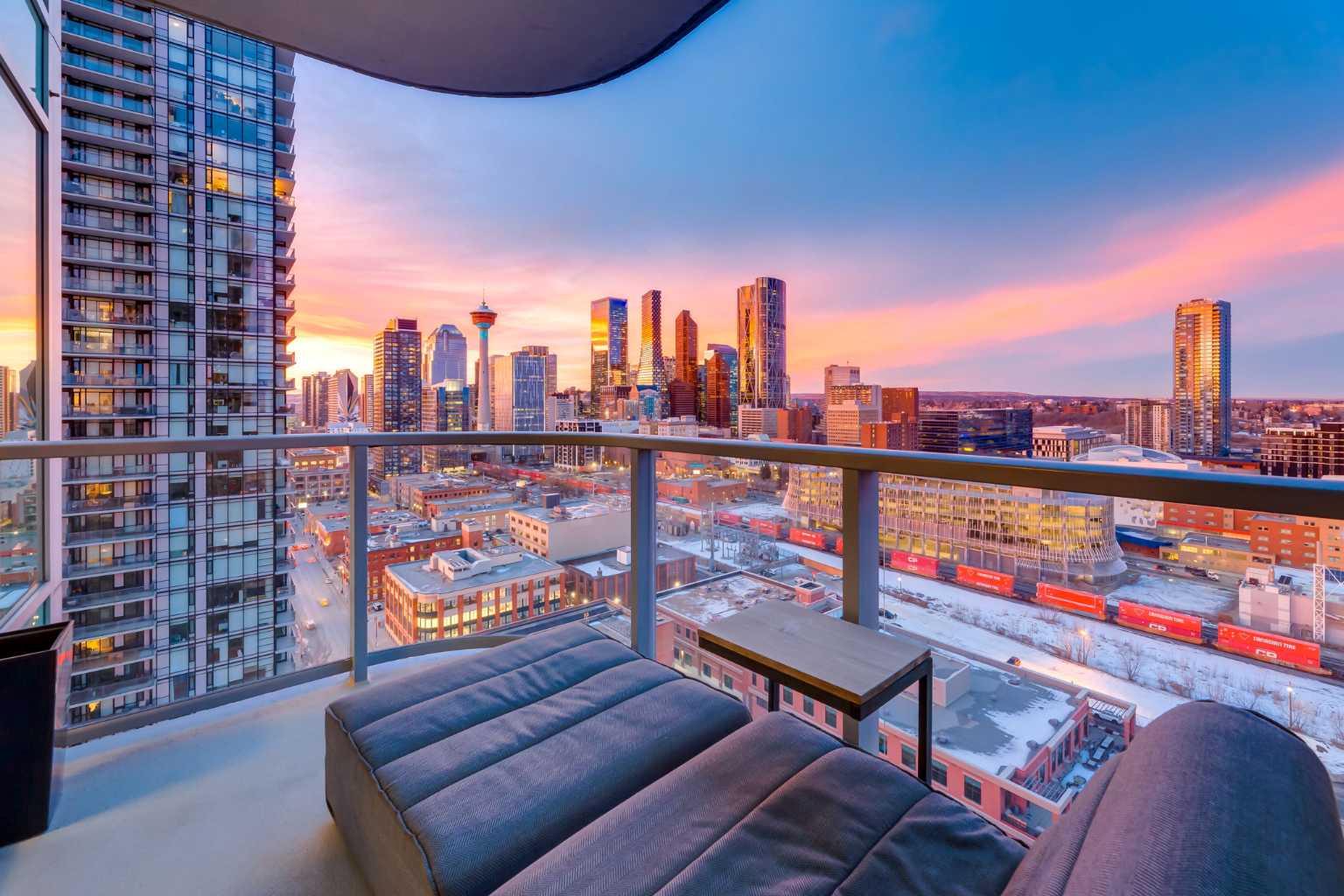 433 11 Avenue SE 2201