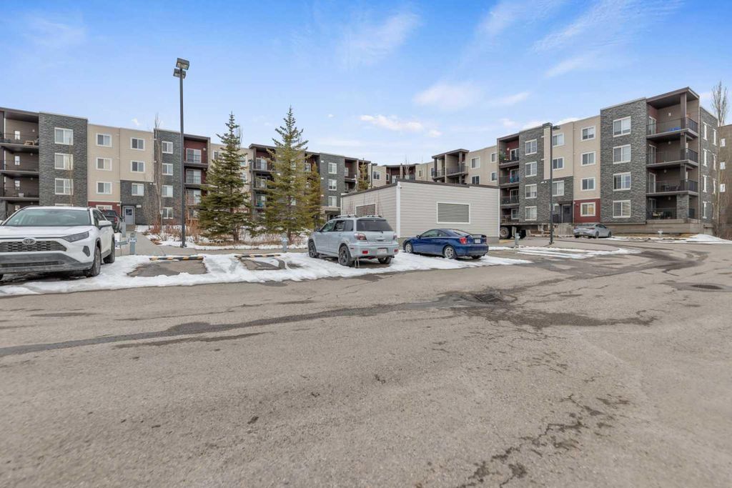 Photo of 195 Kincora Glen Road NW #224, Calgary, AB T3R 0S3 (MLS # A2294324)