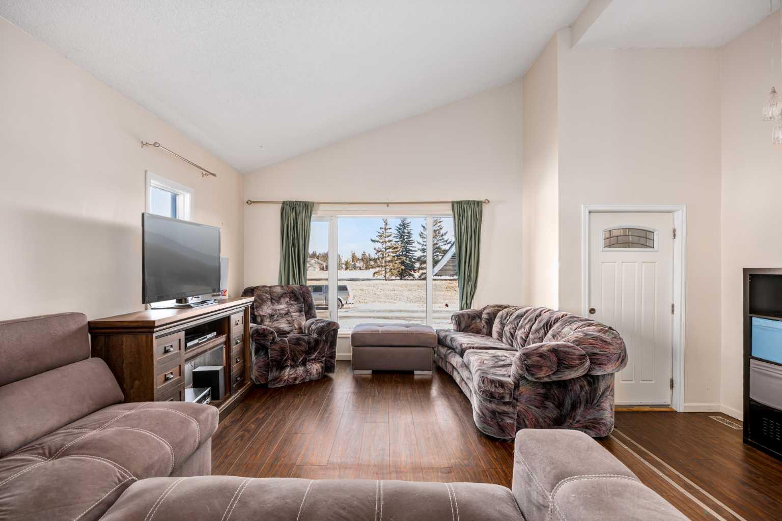 11 Woodborough Road SW