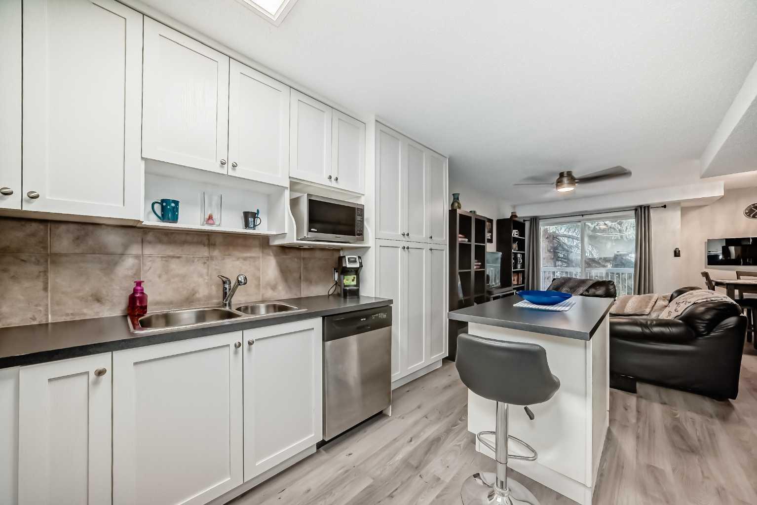 3800 Fonda Way SE 33