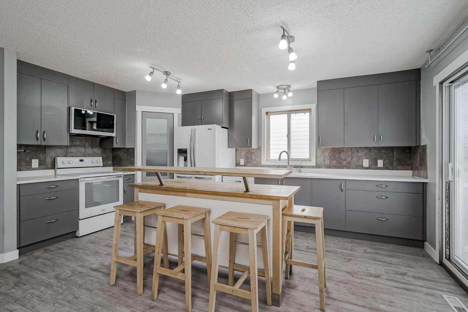 26 Mt Cornwall Circle SE