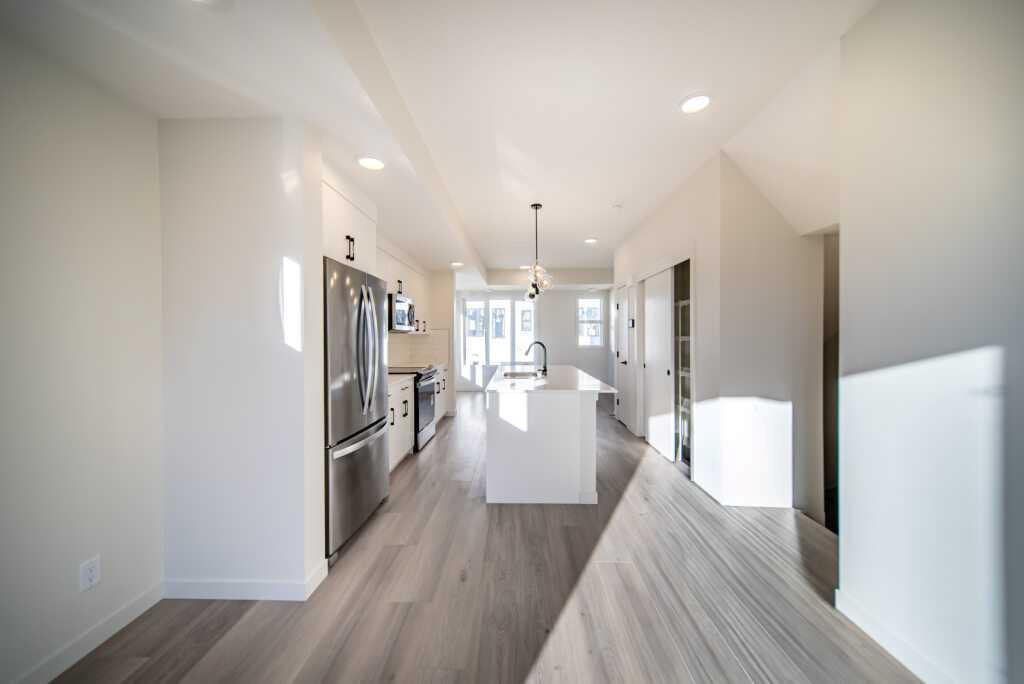 828 Arbour Lake Road NW