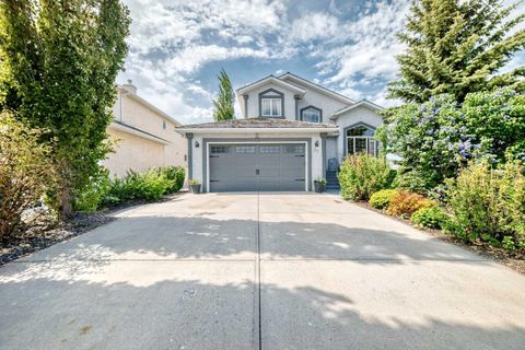 Tiny photo for 37 LAKESIDE GREENS Close, Chestermere, AB T1X 1C2 (MLS # A2314787)