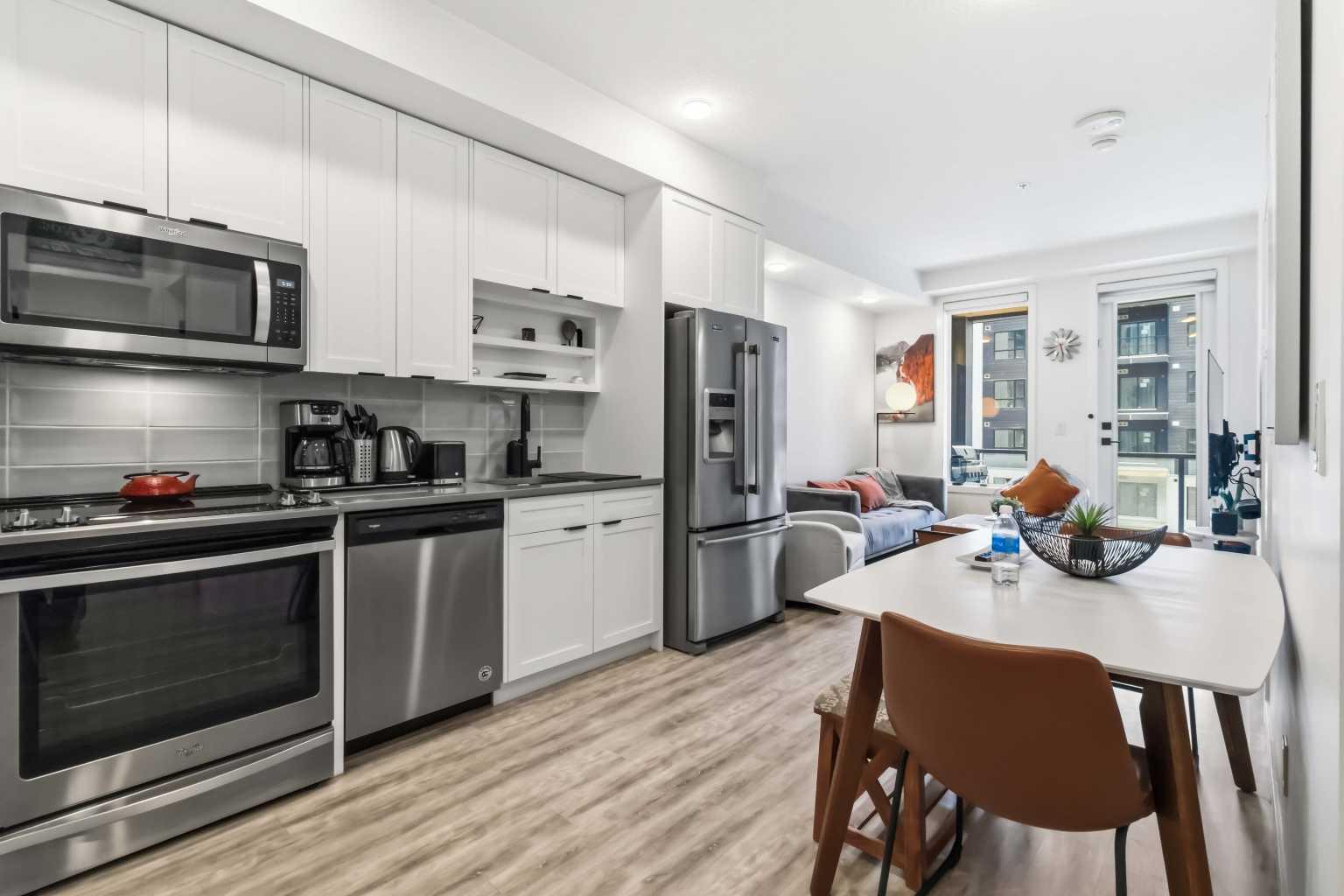 4138 University Avenue NW Avenue W 314
