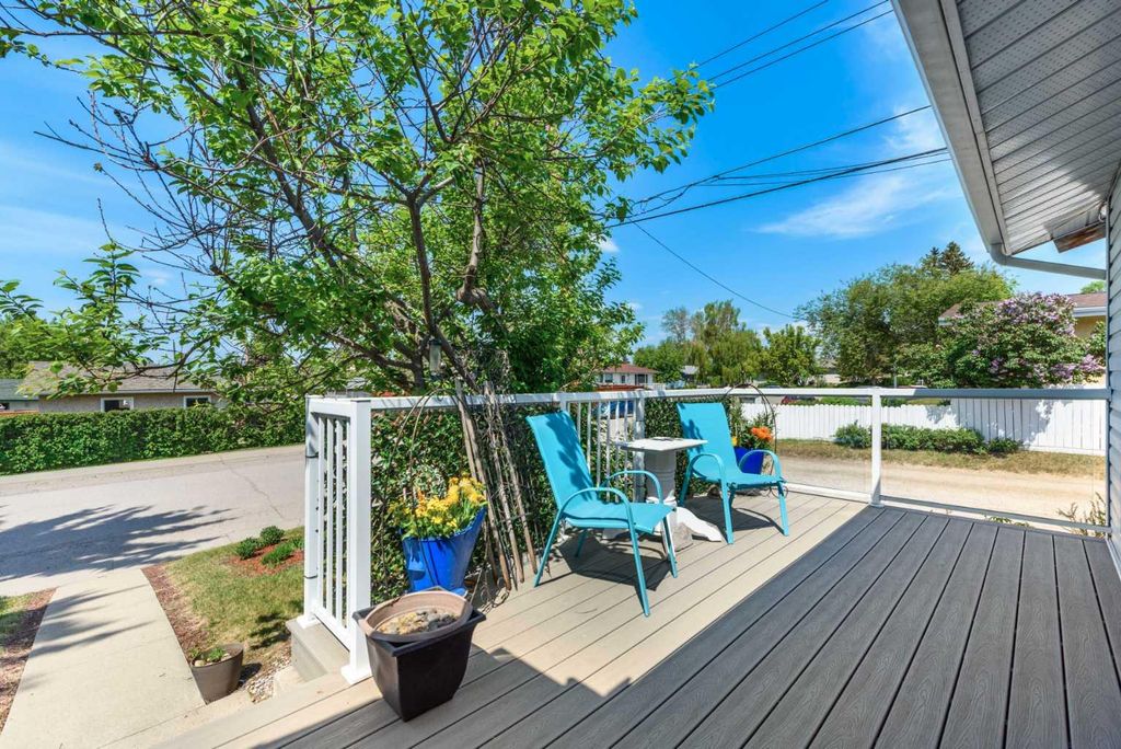 Photo of 208 Van Horne Crescent NE, Calgary, AB T2E 6H1 (MLS # A2314993)
