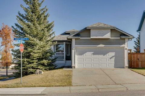 701 Sheep River Court Okotoks AB T1S 1T8