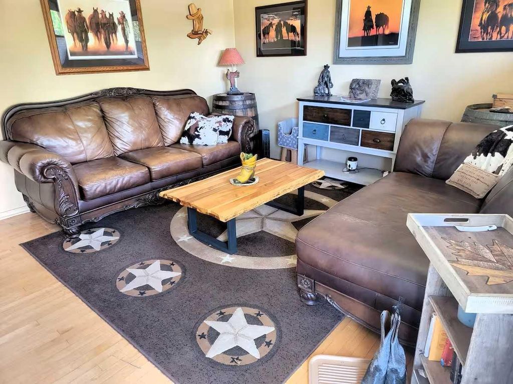 Photo of 1509 38 Street SE, Calgary, AB T2A 1G7 (MLS # A2292320)