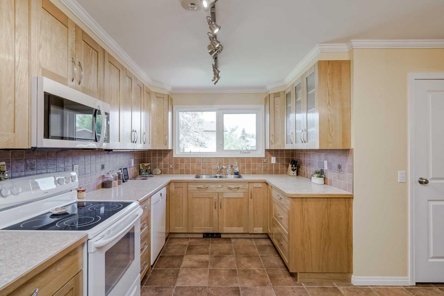 4 Whitefield Close NE