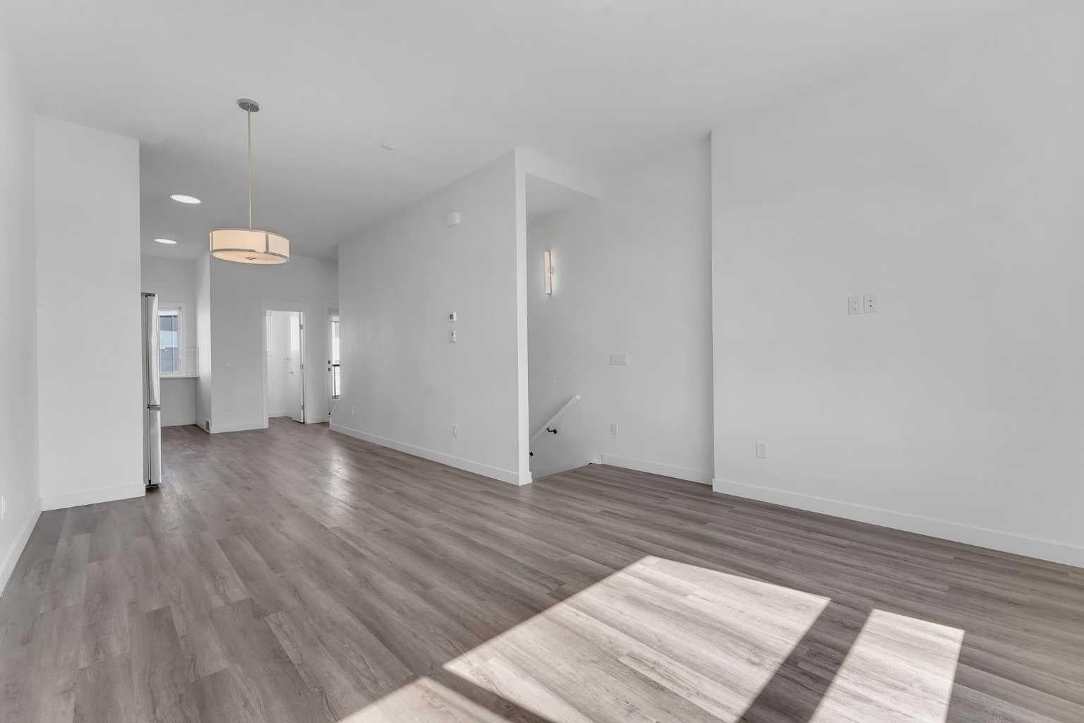 101 Panatella Square NW 208