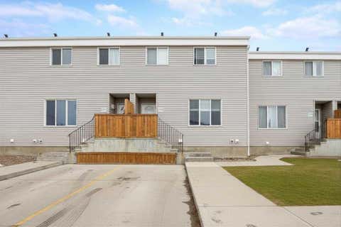 Photo of 711 Beacon Hill Drive #14, Fort McMurray, AB T9H 3R5 (MLS # A2304026)