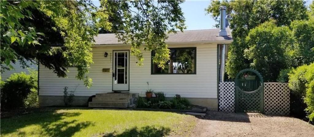 Photo of 9321 101 Avenue, Grande Prairie, AB T8W 0W5 (MLS # A2313287)