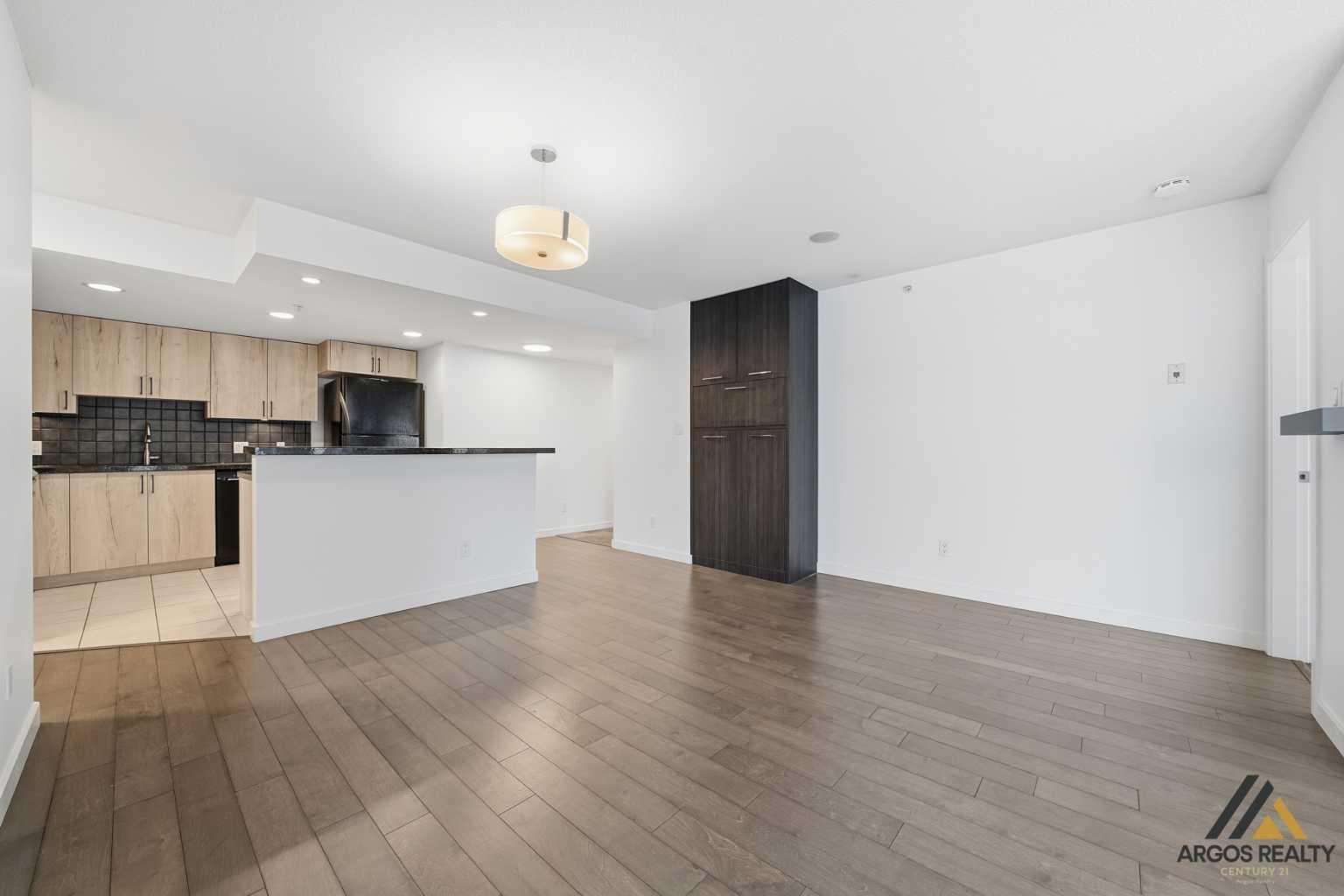 1088 6 Avenue SW 705