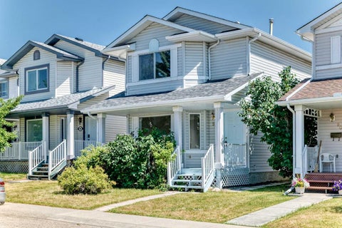 Photo of 94 Arbour Wood Mews NW, Calgary, AB T3G 4B6 (MLS # A2338159)
