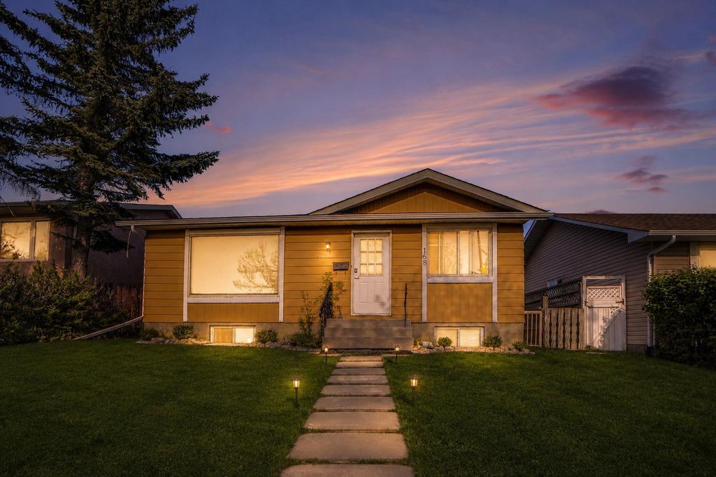 Photo of 168 Castlebrook Drive NE, Calgary, AB T3J 5K2 (MLS # A2315665)