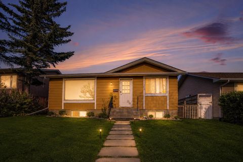 Photo of 168 Castlebrook Drive NE, Calgary, AB T3J 5K2 (MLS # A2315665)