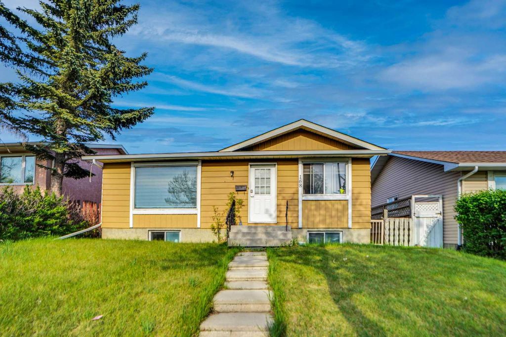 Photo of 168 Castlebrook Drive NE, Calgary, AB T3J 5K2 (MLS # A2315665)
