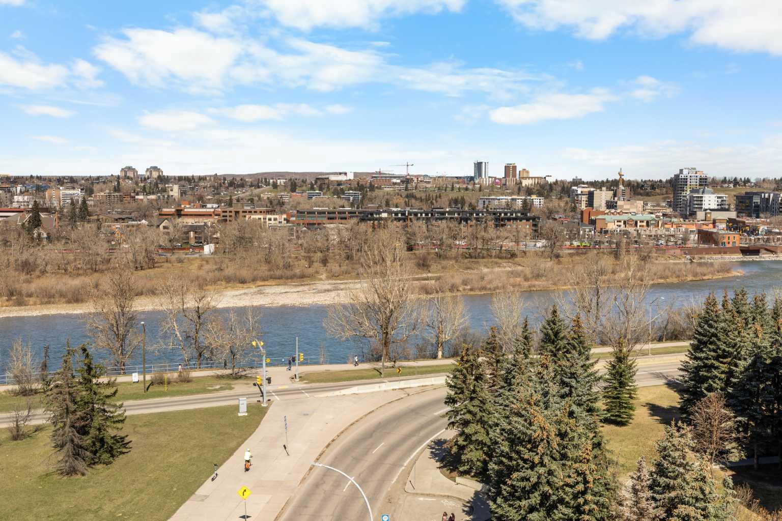 1121 6 Avenue SW 901
