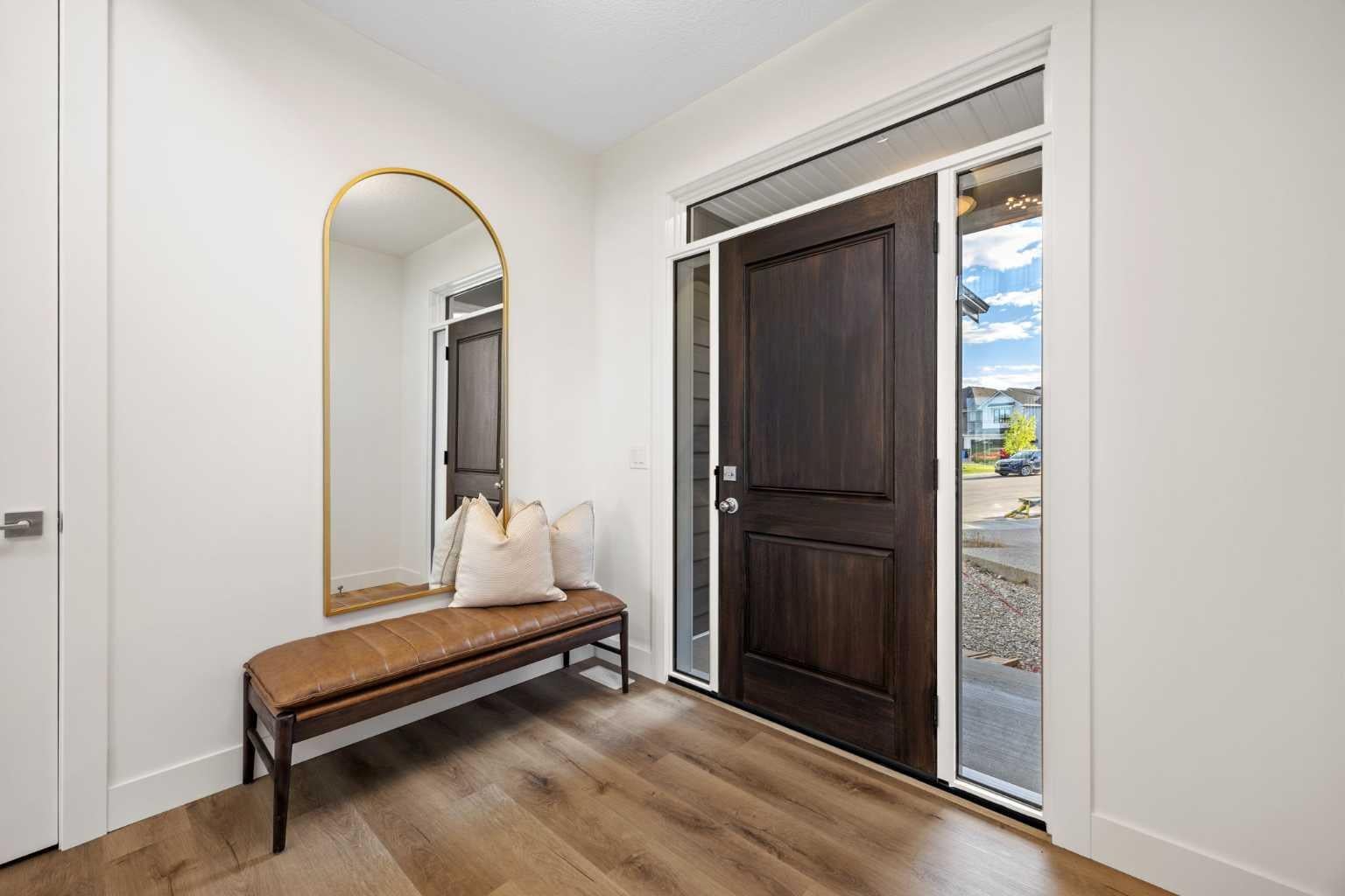460 Discovery Place SW
