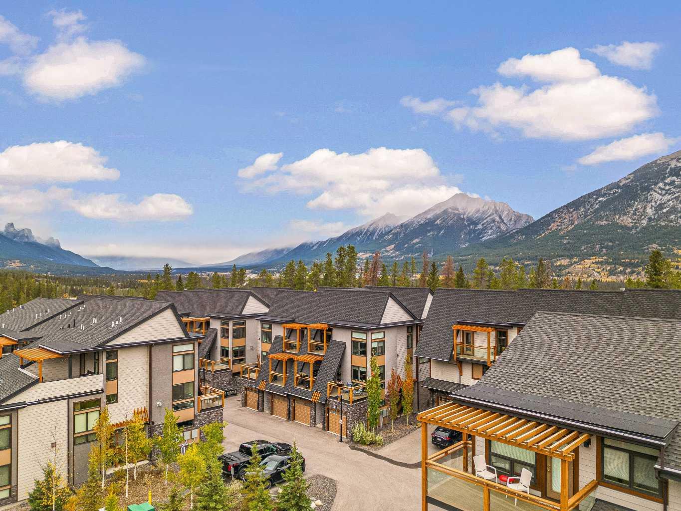 102 Stewart Creek Rise 302