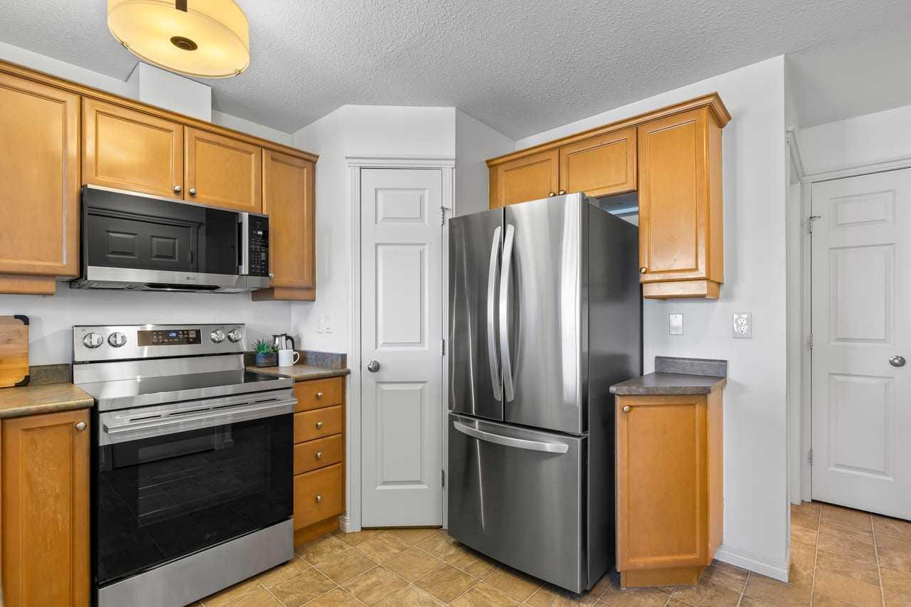 1110 17 Street SW 301