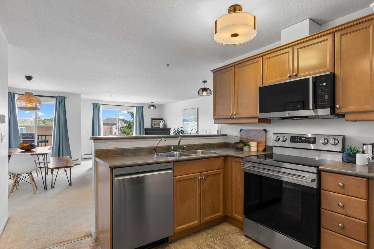 1110 17 Street SW 301