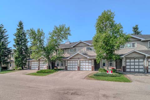 Photo of 15 Harvest Glen Heights NE, Calgary, AB T3K 4L3 (MLS # A2334476)