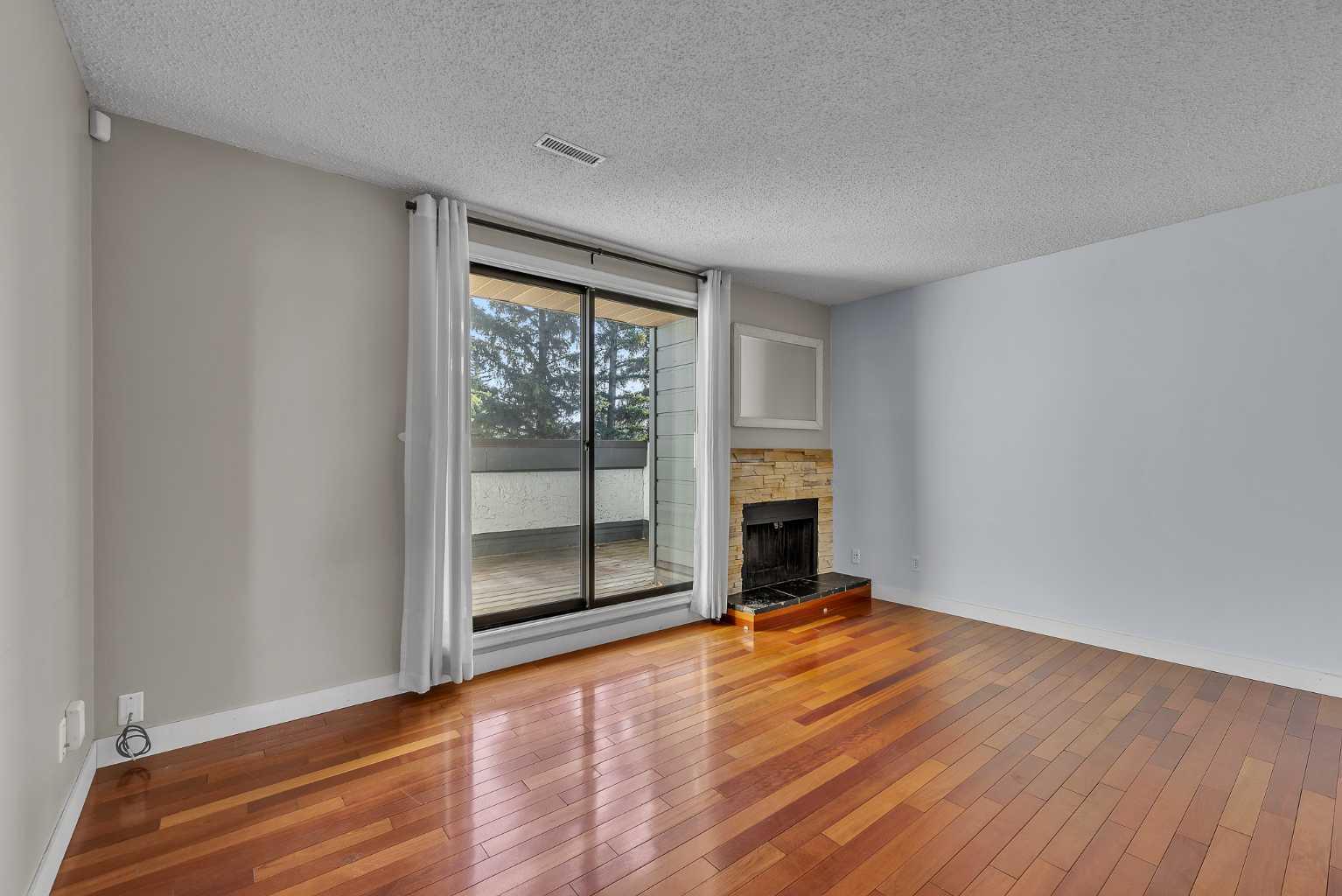 2520 Palliser Drive SW 406