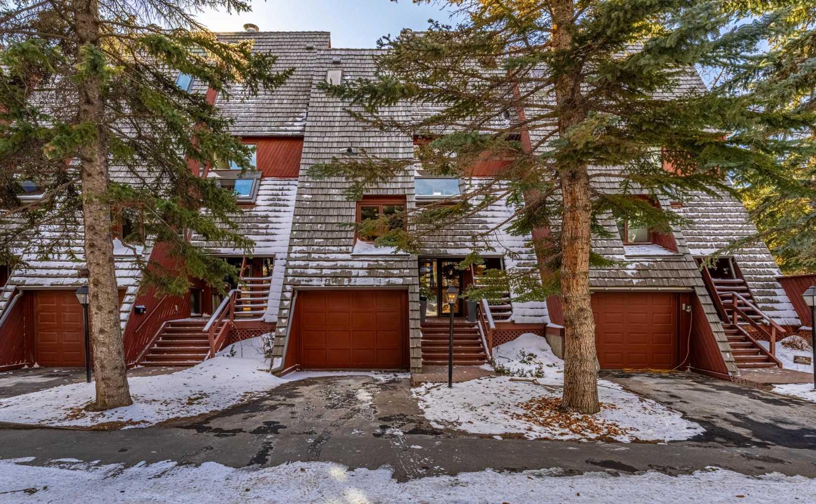 828 Coach Bluff Crescent SW 13