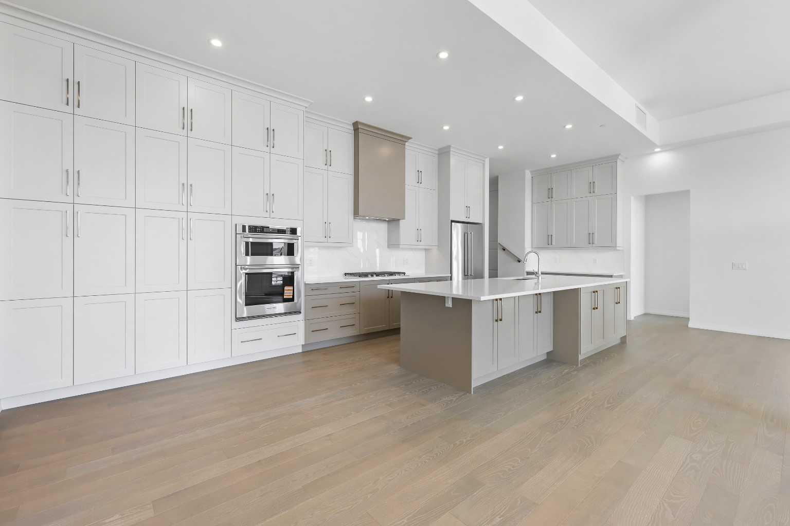 140 Marina Cove SE 101