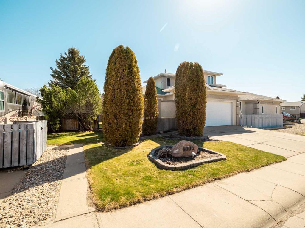 Photo of 6005 46A Street, Taber, AB T1G 1E3 (MLS # A2316759)