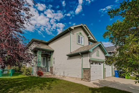 375 Douglas Glen Gardens SE Calgary AB T2Z 3T1