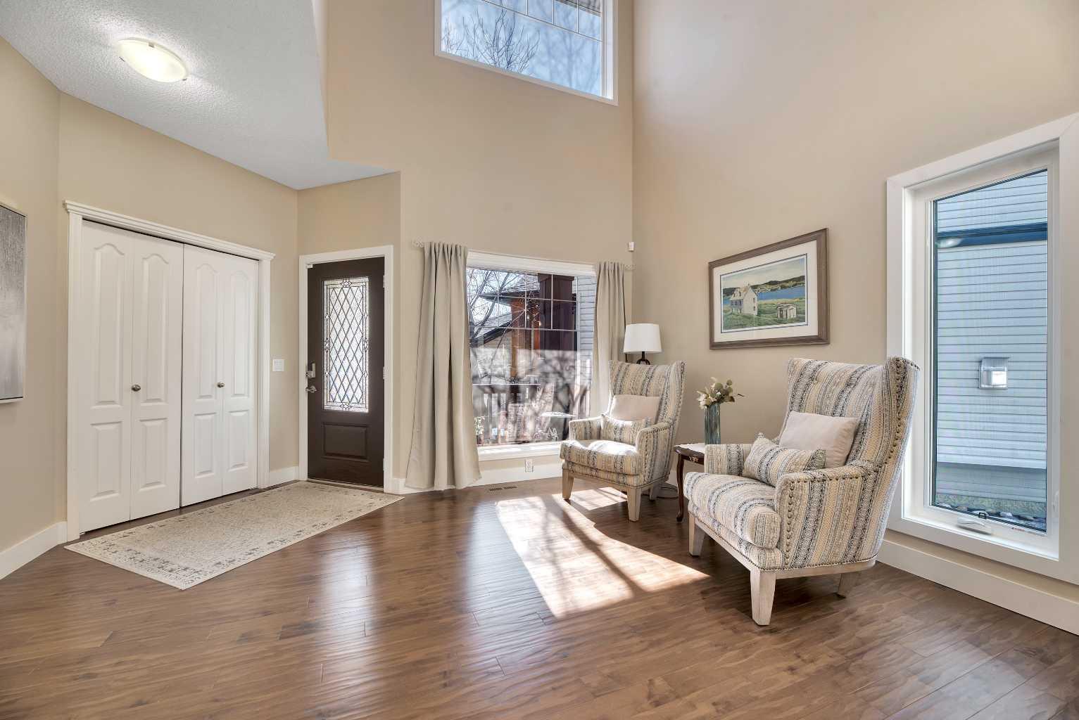 266 Rockborough Green NW