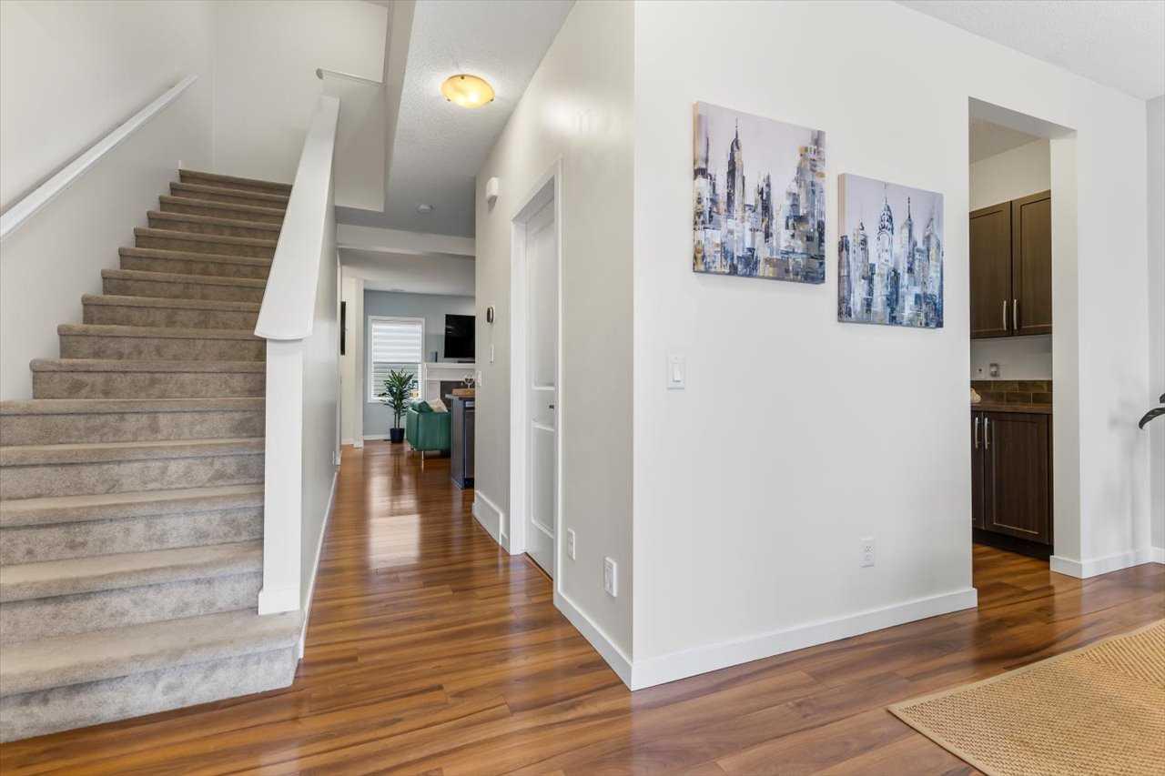 1303 New Brighton Park SE