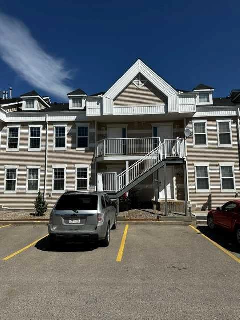 Photo of 103 Strathaven Drive #423, Strathmore, AB T1P 1W3 (MLS # A2275645)