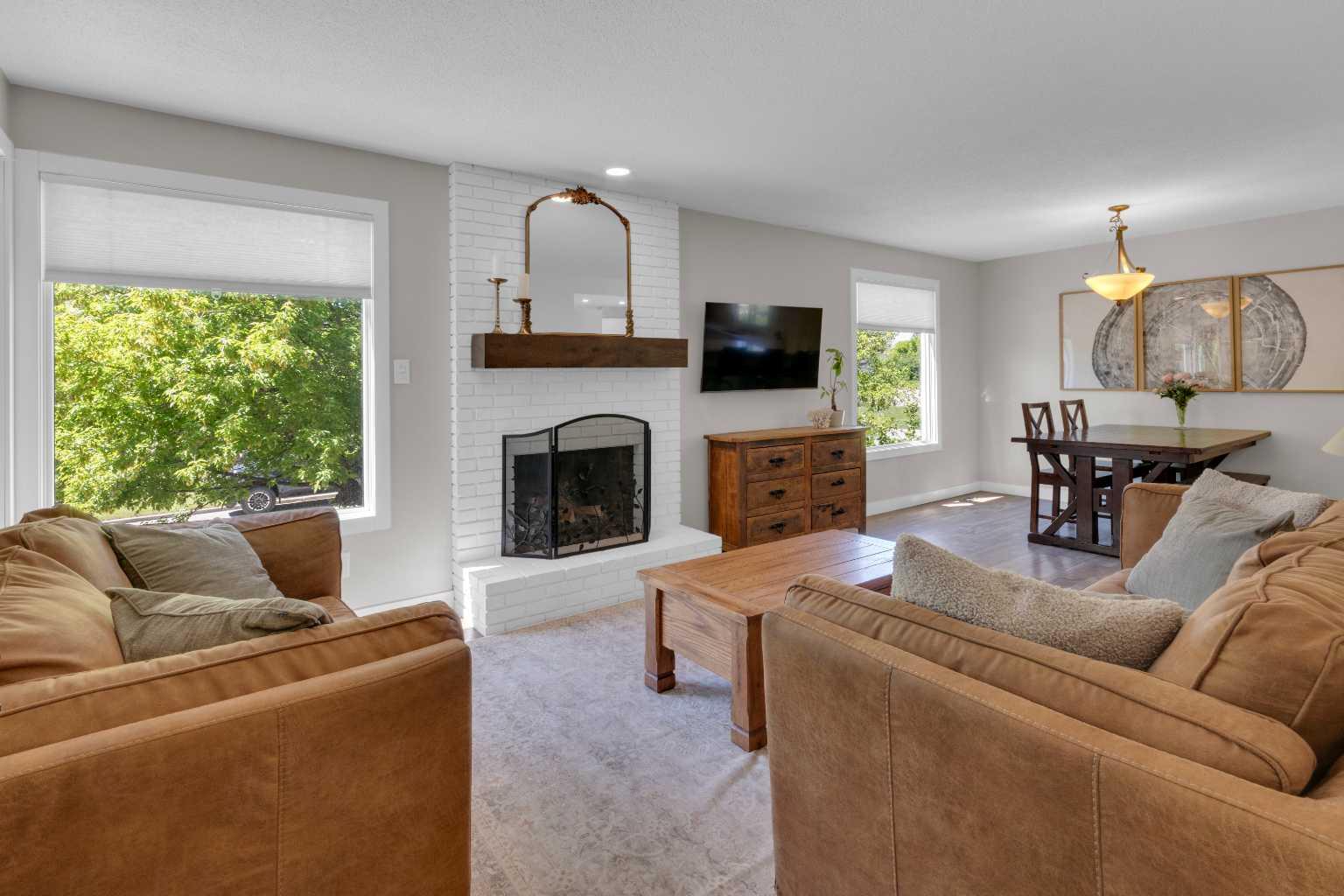 2 Crocus Crescent