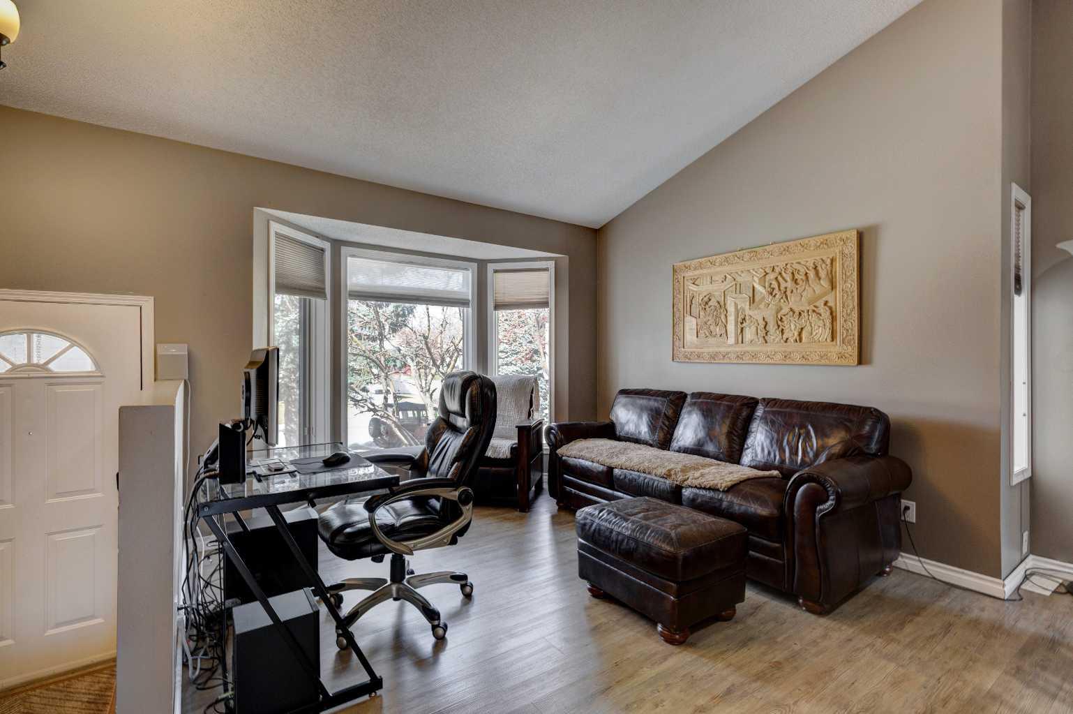 116 Macewan Ridge Close NW