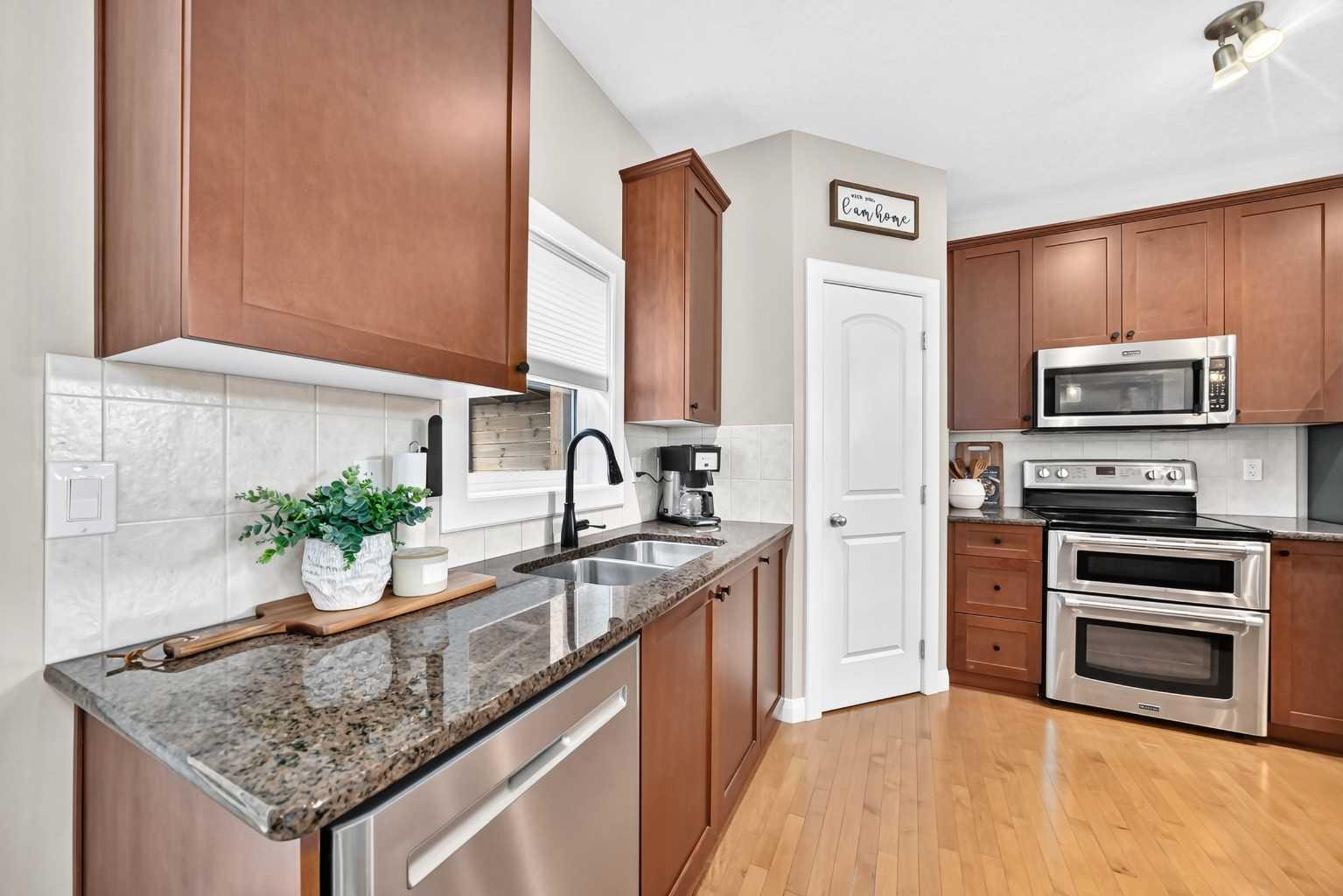 11 Westridge Way