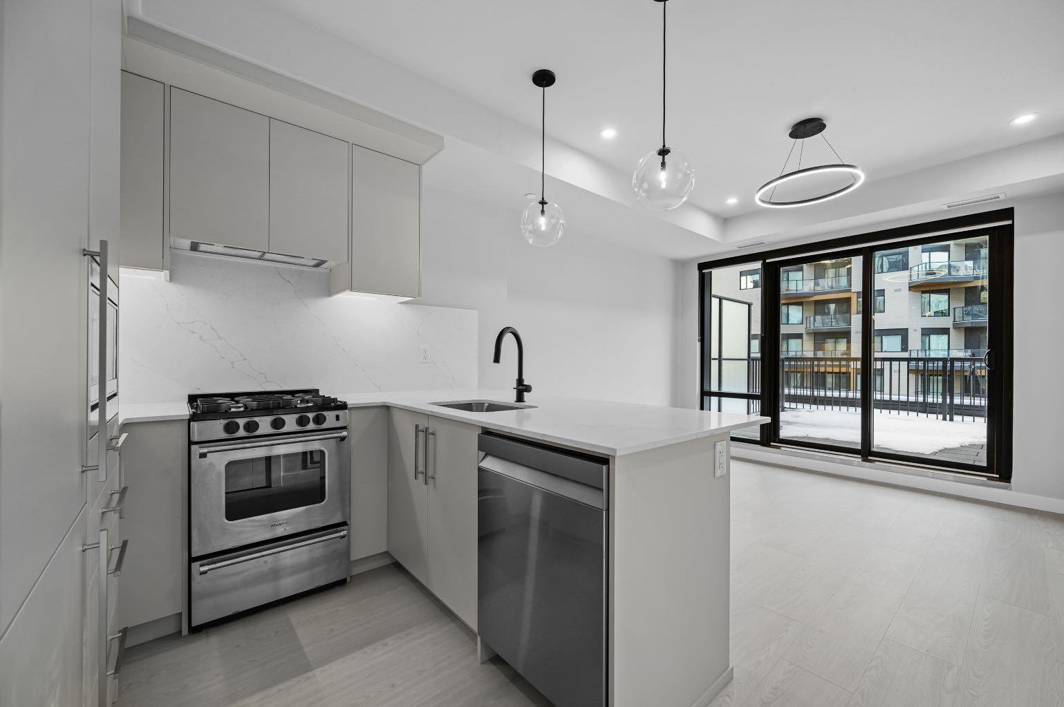 8375 Broadcast Avenue SW 307